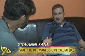 Parla lo stalliere torturato: Picchiato e appeso a una trave, non dormo più Parla lo stalliere torturato: Picchiato e appeso a una trave, non dormo più