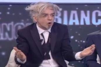 Morgan lascia Amici, il retroscena del divorzio Morgan lascia Amici, il retroscena del divorzio