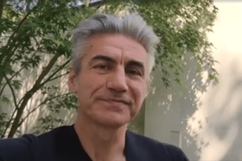 Ligabue, intervento alle corde vocali riuscito: 'Pronto a ricominciare' Ligabue, intervento alle corde vocali riuscito: 'Pronto a ricominciare'