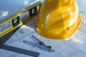 Ingegneri e Architetti chiedono equo compenso per tutti i professionisti Ingegneri e Architetti chiedono equo compenso per tutti i professionisti