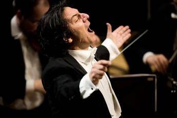 Doppio Beethoven, Antonio Puccio e la Verdi stregano il pubblico milanese Doppio Beethoven, Antonio Puccio e la Verdi stregano il pubblico milanese