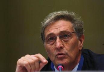 Senza vaccini in pericolo i più deboli, parla il direttore dell'Ema Senza vaccini in pericolo i più deboli, parla il direttore dell'Ema
