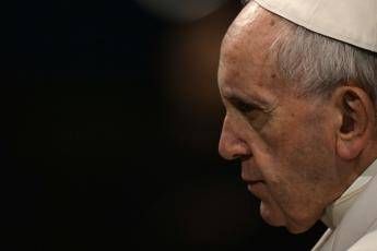 Il Papa chiede perdono per i preti pedofili Il Papa chiede perdono per i preti pedofili