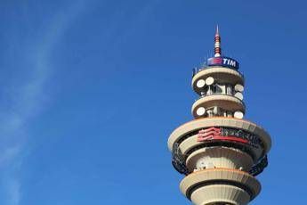 S&P conferma rating a Telecom Italia e alza outlook a positivo S&P conferma rating a Telecom Italia e alza outlook a positivo