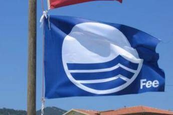 Bandiere Blu 2017, le 300 spiagge da sogno Bandiere Blu 2017, le 300 spiagge da sogno