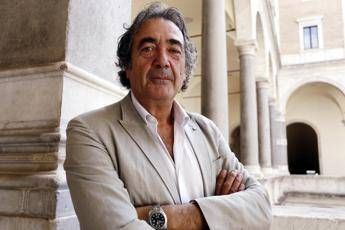 Sperimentazioni illecite su pazienti ignari e 'business' Ecm medici, Fanelli coinvolto in indagine Nas Sperimentazioni illecite su pazienti ignari e 'business' Ecm medici, Fanelli coinvolto in indagine Nas