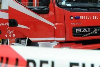 Pasta cotta senz'acqua, studentesse danno fuoco a cucina Pasta cotta senz'acqua, studentesse danno fuoco a cucina