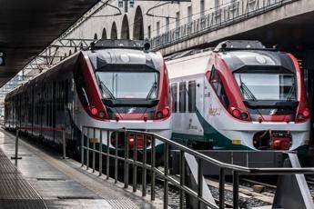Termini, treni fermi e il web: Ce la famo a riavvià un server? Termini, treni fermi e il web: Ce la famo a riavvià un server?