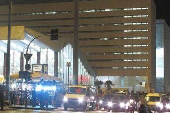 Blackout a Termini, stazione e traffico in tilt Blackout a Termini, stazione e traffico in tilt