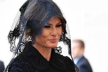 Melania a Gentiloni: Ciao, come stai? Melania a Gentiloni: Ciao, come stai?