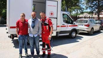 Amatrice, arriva la prima lavanderia mobile in Italia /Video Amatrice, arriva la prima lavanderia mobile in Italia /Video