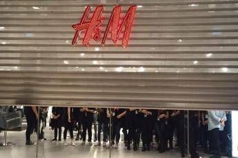Licenziamenti H&M: trovato accordo Licenziamenti H&M: trovato accordo