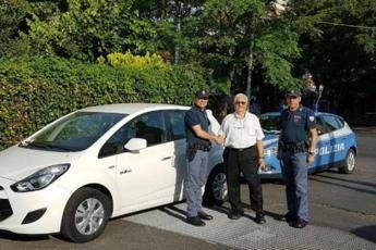 Gli rubano l'auto e la 'ritrova' nel giorno del suo compleanno Gli rubano l'auto e la 'ritrova' nel giorno del suo compleanno