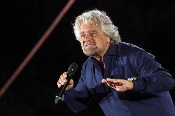 Grillo: Con M5S rapporto siamese, nessun passo indietro Grillo: Con M5S rapporto siamese, nessun passo indietro