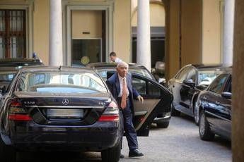 Ligresti intimano a Mediobanca e Nagel di pagare 60 milioni di euro Ligresti intimano a Mediobanca e Nagel di pagare 60 milioni di euro