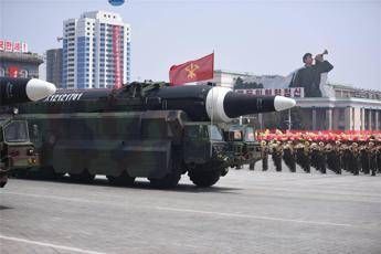 Missili e giochi: Corea a due facce Missili e giochi: Corea a due facce