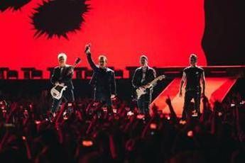 U2 a Roma, in rete pochi biglietti che volano U2 a Roma, in rete pochi biglietti che volano