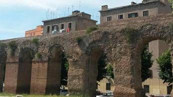 Acquedotti colabrodo a Roma, in 6 anni perdite quasi raddoppiate Acquedotti colabrodo a Roma, in 6 anni perdite quasi raddoppiate