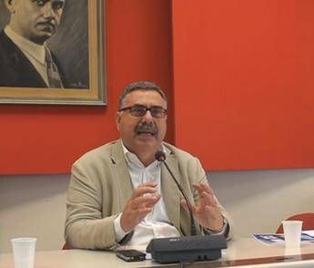 Pirani (Uiltec): Rinnovo contratto chimico-farmaceutico fatto presto e bene Pirani (Uiltec): Rinnovo contratto chimico-farmaceutico fatto presto e bene