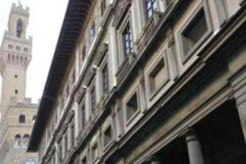 Niente aria condizionata, chiudono gli Uffizi Niente aria condizionata, chiudono gli Uffizi