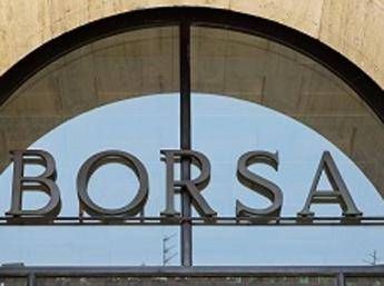 Borse partono in rosso, a Milano brillano Telecom e Luxottica Borse partono in rosso, a Milano brillano Telecom e Luxottica