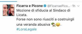 Ficarra&Picone: Sfiducia al sindaco antiabusivismo? Non ha la veranda abusiva... Ficarra&Picone: Sfiducia al sindaco antiabusivismo? Non ha la veranda abusiva...