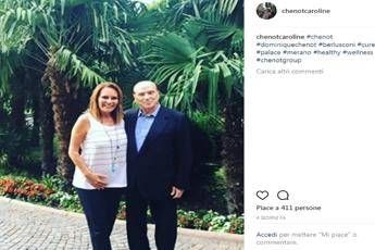 Nuovo look per Berlusconi: gli effetti della cura di bellezza Nuovo look per Berlusconi: gli effetti della cura di bellezza