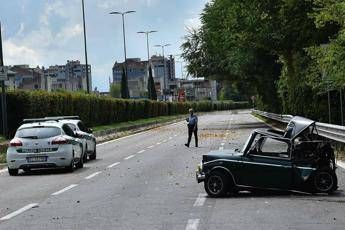 Milano, ubriaco e al telefono: tampona e uccide 31enne Milano, ubriaco e al telefono: tampona e uccide 31enne