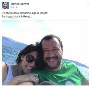 Selfie romantico per Salvini e Isoardi Selfie romantico per Salvini e Isoardi