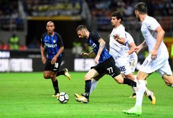 Volano Inter e Milan, la Spal ferma la Lazio Volano Inter e Milan, la Spal ferma la Lazio