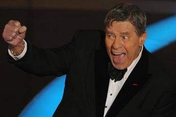 Addio a Jerry Lewis, genio della comicità Addio a Jerry Lewis, genio della comicità