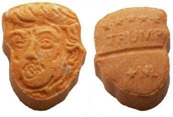 Ecstasy Trump, ecco le pasticche con la faccia del presidente Ecstasy Trump, ecco le pasticche con la faccia del presidente