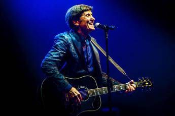 Esce a novembre 'd'amore d'autore', 40esimo album di Gianni Morandi Esce a novembre 'd'amore d'autore', 40esimo album di Gianni Morandi
