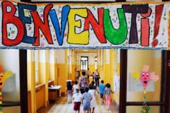 Vaccini e scuola, basta telefonata o mail alla Asl Vaccini e scuola, basta telefonata o mail alla Asl