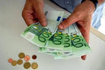 Manovra, spunta un prelievo del 2 per mille Manovra, spunta un prelievo del 2 per mille