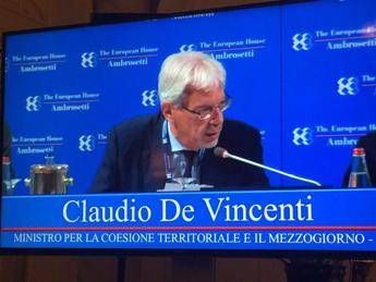De Vincenti: Studiamo Fondo per la crescita delle pmi al Sud De Vincenti: Studiamo Fondo per la crescita delle pmi al Sud