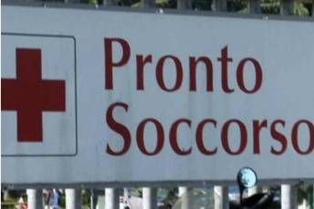 DÃ  un calcio al prof e lo manda all'ospedale