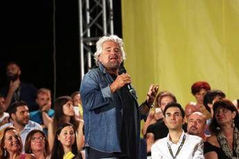 Grillo: Nuova era per M5S, resto papà di tutti Grillo: Nuova era per M5S, resto papà di tutti
