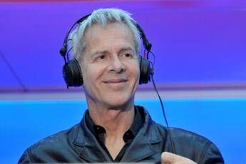 Baglioni ha scelto i finalisti dei Giovani di Sanremo, sono 16 e non più 12 Baglioni ha scelto i finalisti dei Giovani di Sanremo, sono 16 e non più 12