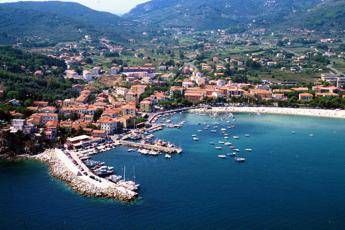 Isola d’Elba campione di raccolta di carta e cartone Isola d’Elba campione di raccolta di carta e cartone