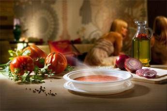 Villaggio degli Agricoltori, stoviglie 'green' per i momenti gourmet Villaggio degli Agricoltori, stoviglie 'green' per i momenti gourmet