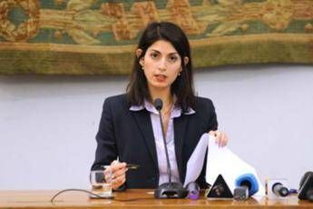 Falso in atto pubblico, chiesto rinvio a giudizio per Raggi Falso in atto pubblico, chiesto rinvio a giudizio per Raggi