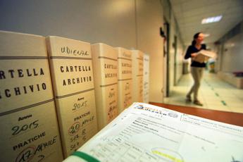 Multe e bollo auto, addio cartelle fino a 1.000 euro