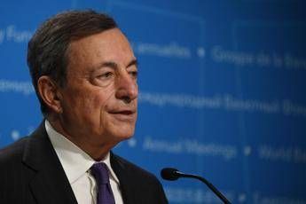 Draghi: Dubbi su prospettive crescita Draghi: Dubbi su prospettive crescita