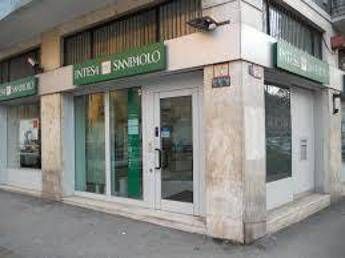 Intesa Sp: utile netto di 5,88 mld nei nove mesi, 650 mln nel terzo trimestre Intesa Sp: utile netto di 5,88 mld nei nove mesi, 650 mln nel terzo trimestre