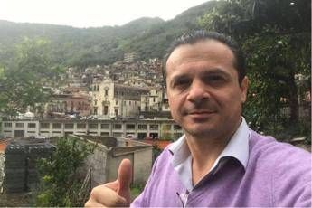 Si va avanti!, 'il diario' di De Luca dai domiciliari Si va avanti!, 'il diario' di De Luca dai domiciliari