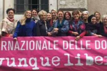 No a sfratto Casa delle donne, l'appello della ministra Fedeli No a sfratto Casa delle donne, l'appello della ministra Fedeli