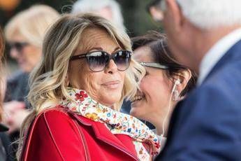 Sfregio lapide Dalla Chiesa, lo sfogo della figlia: Vigliacchi Sfregio lapide Dalla Chiesa, lo sfogo della figlia: Vigliacchi