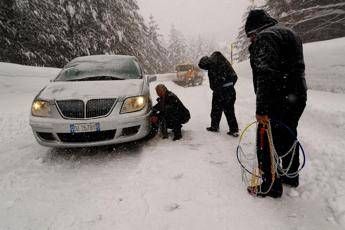 Gomme invernali: scatta l'obbligo Gomme invernali: scatta l'obbligo