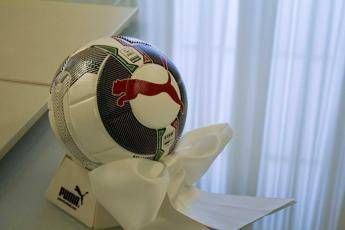 Lega Pro contro la violenza sulle donne, un fiocco bianco in sede Lega Pro contro la violenza sulle donne, un fiocco bianco in sede
